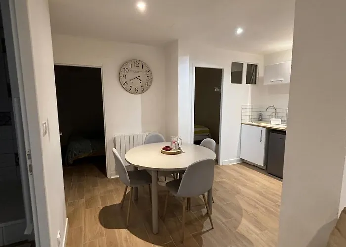 Les Chataigniers * Villeneuvette